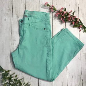 New York & Company Soho Legging Crop Jeans